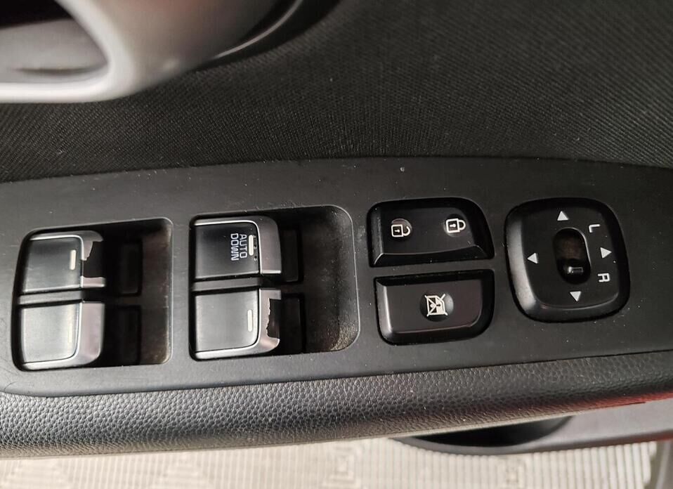 Kia Soul, II Рестайлинг 1.6 AT (124 л.с.)