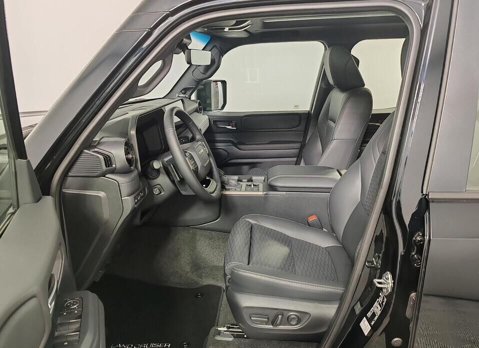 Toyota Land Cruiser Prado, 250 Series 2.4 AT (279 л.с.) 4WD