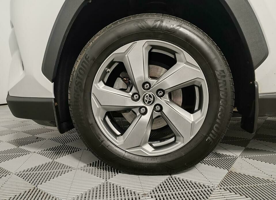 Toyota RAV4 2.0 CVT (149 л.с.)