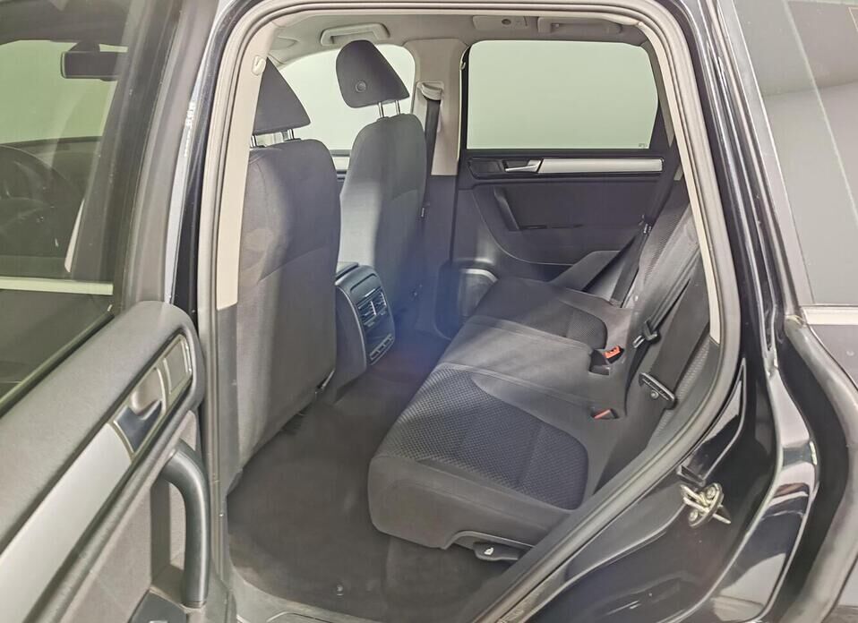 Volkswagen Touareg, II 3.0d AT (204 л.с.) 4WD