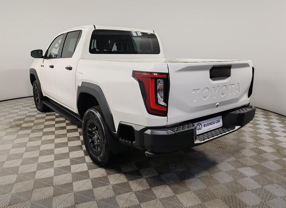 Toyota Hilux, IX 2.8d MT (204 л.с.) 4WD