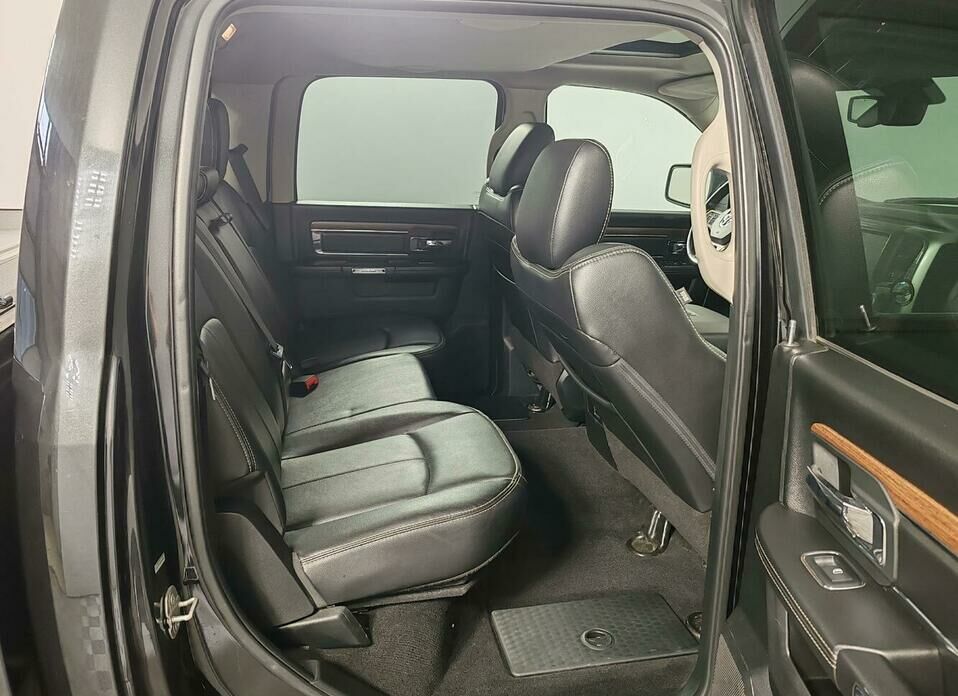 Dodge RAM 3.0d AT (240 л.с.) 4WD