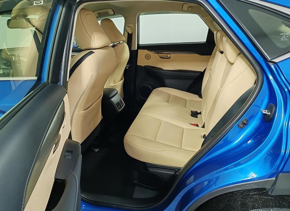 Lexus NX, I 200 2.0 CVT (150 л.с.) 4WD