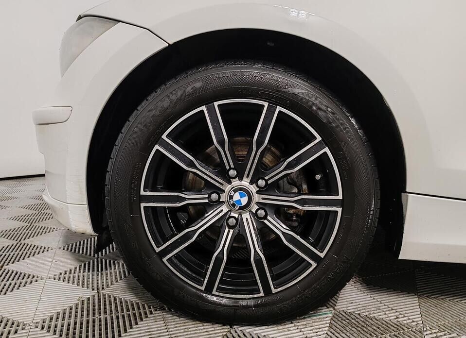 BMW 1 серии, I (E81/E82/E87/E88) Рестайлинг 118i 2.0 AT (136 л.с.)