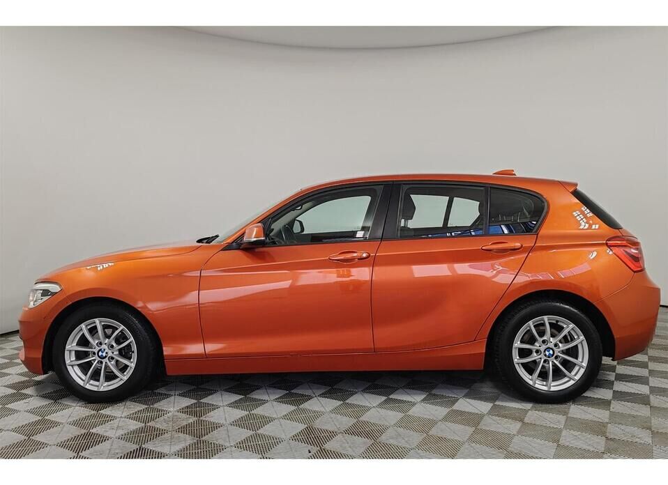 BMW 1 серии, II (F20/F21) Рестайлинг 118i 1.5 AT (136 л.с.)