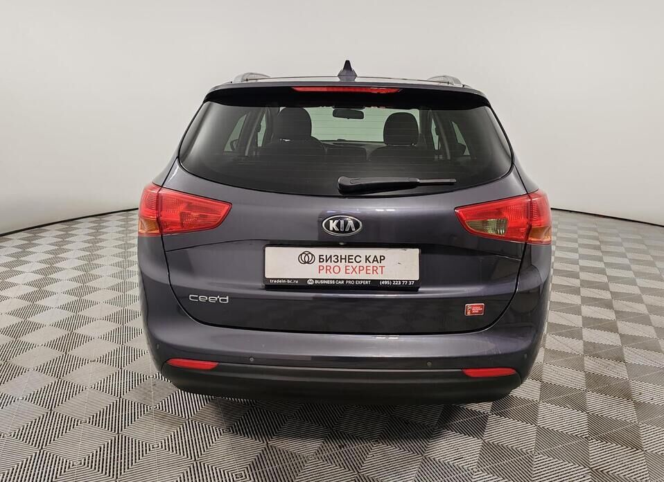 Kia Ceed, II Рестайлинг 1.6 AT (130 л.с.)