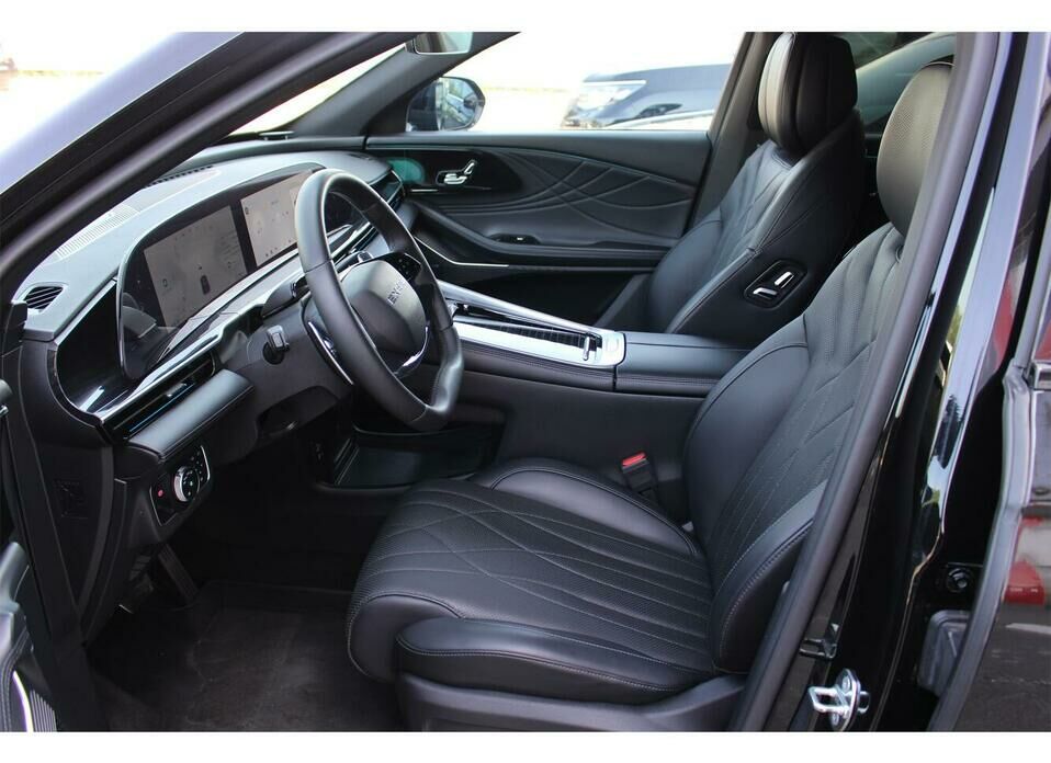 EXEED RX 2.0 AMT (249 л.с.) 4WD