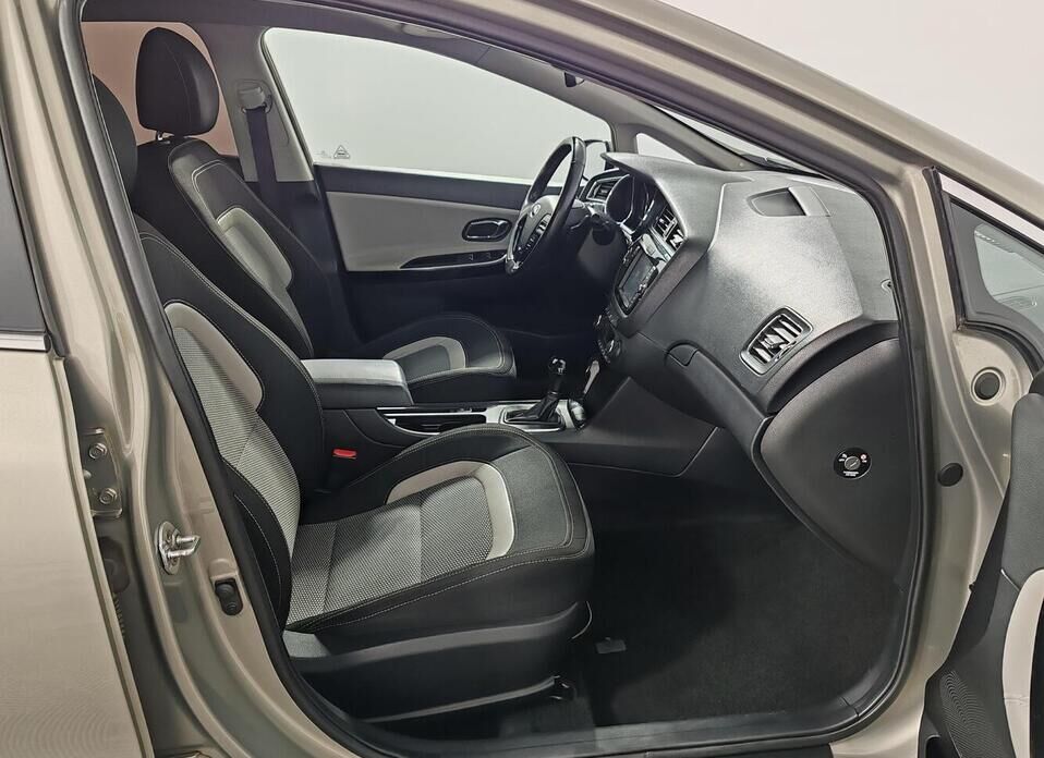 Kia Ceed, II Рестайлинг 1.6 AMT (135 л.с.)