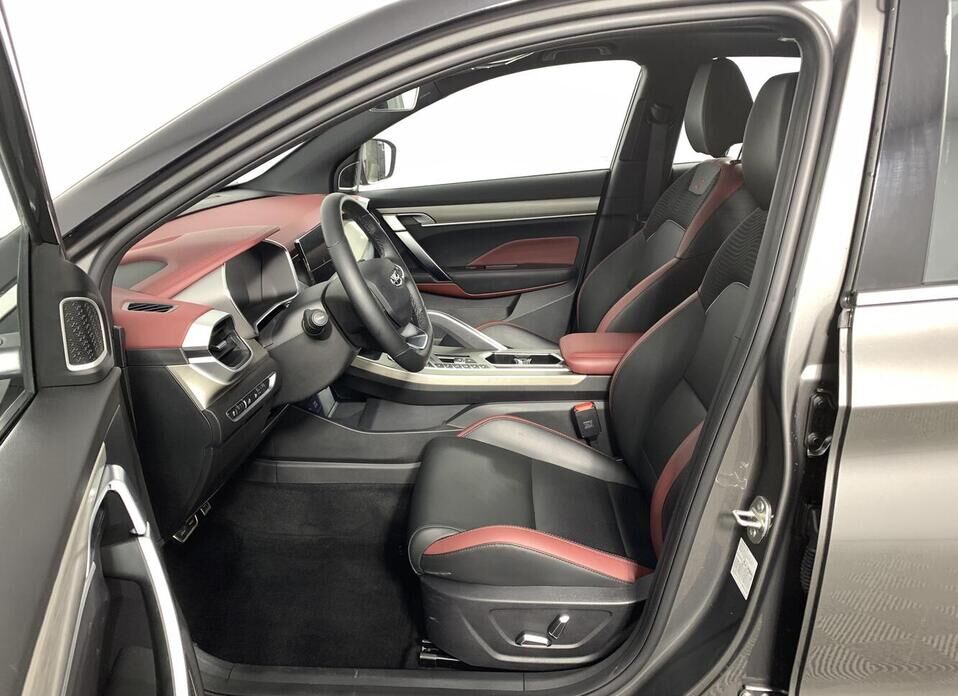 Geely Coolray, I 1.5 AMT (150 л.с.)