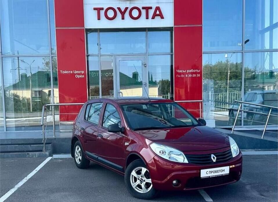 Renault Sandero 1.6 MT (84 л.с.)