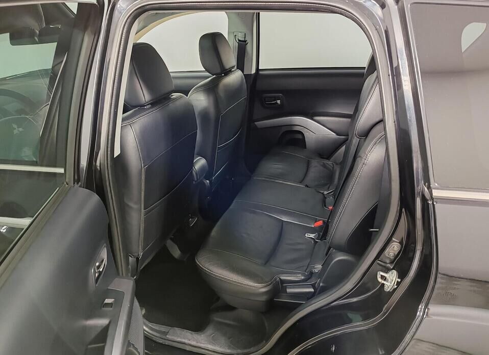 Mitsubishi Outlander 2.4 CVT (170 л.с.) 4WD