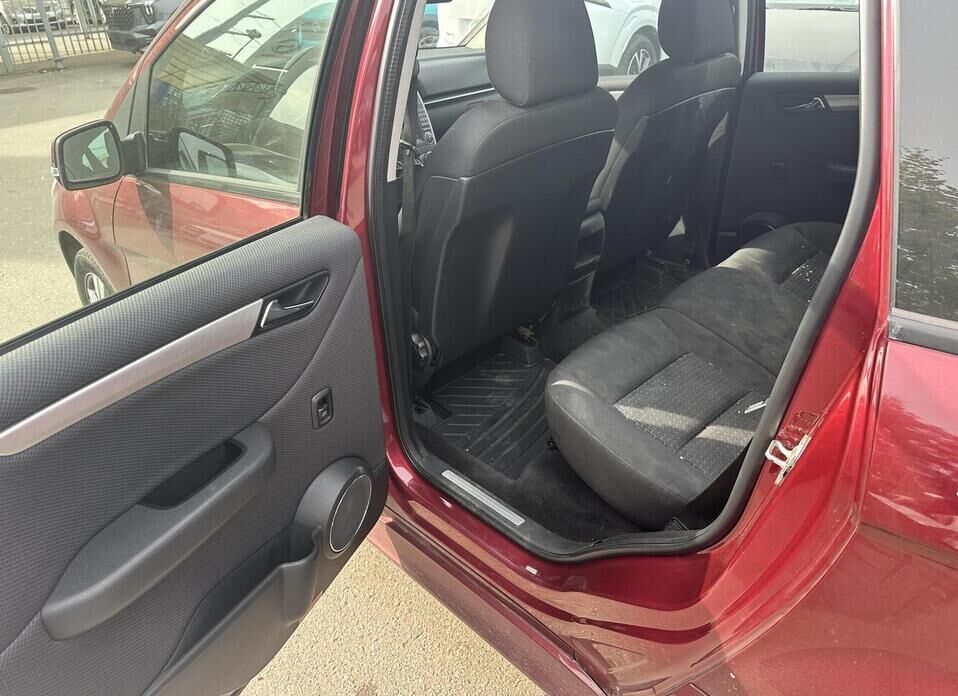 Mercedes-Benz B-Класс, I (W245) Рестайлинг 200 2.0 CVT (136 л.с.)