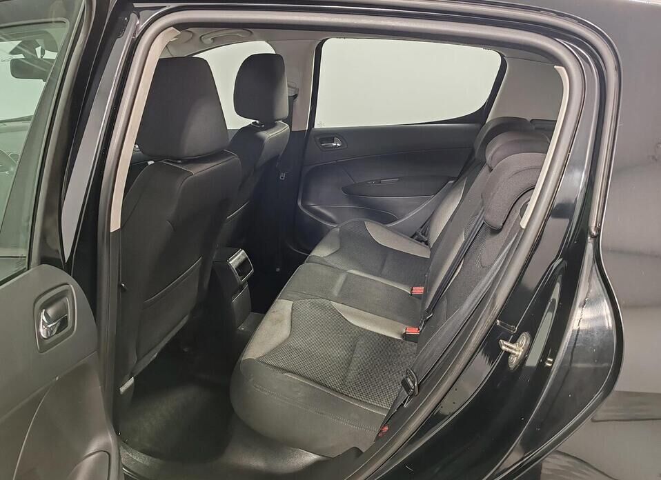 Peugeot 308, I Рестайлинг 1.6 AT (120 л.с.)