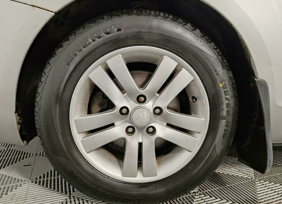 Ford Focus 2.0 AT (145 л.с.)