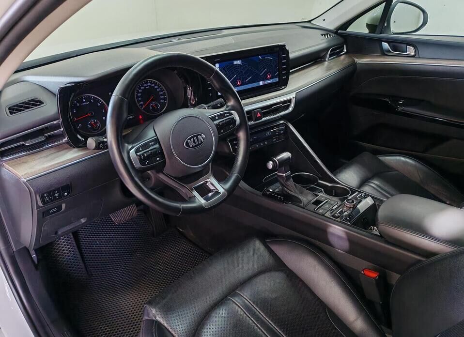 Kia K5, III 2.5 AT (194 л.с.)