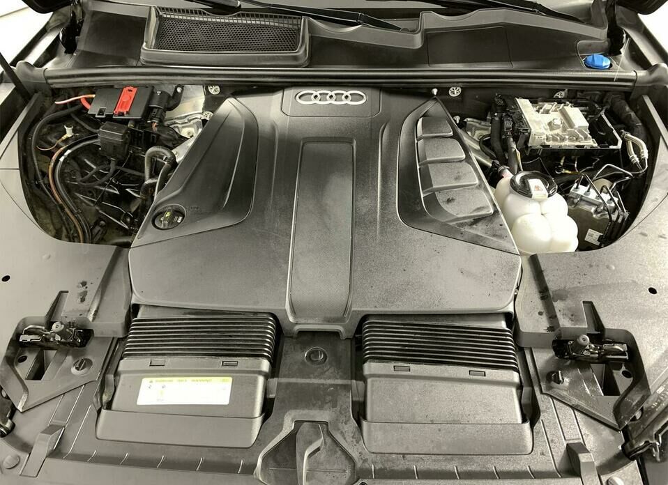 Audi Q7 2.0 AT (252 л.с.) 4WD