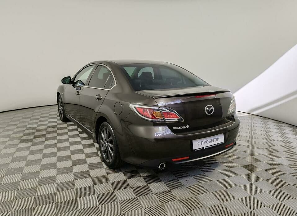 Mazda 6 2.0 AT (147 л.с.)