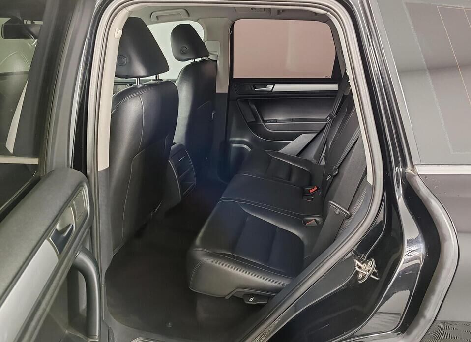 Volkswagen Touareg 3.6 AT (249 л.с.) 4WD