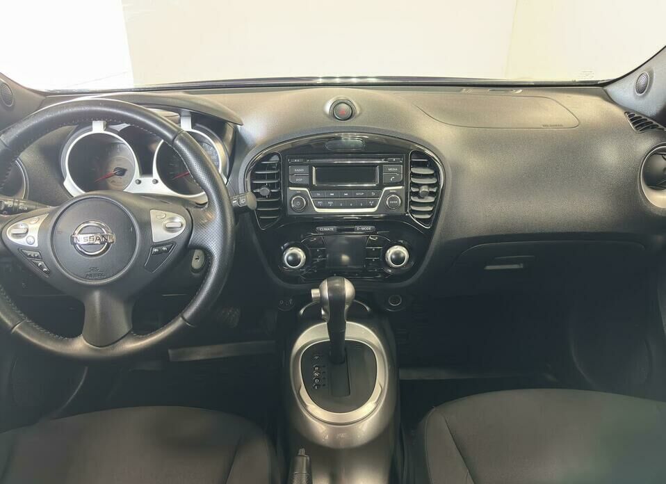 Nissan Juke 1.6 CVT (117 л.с.)