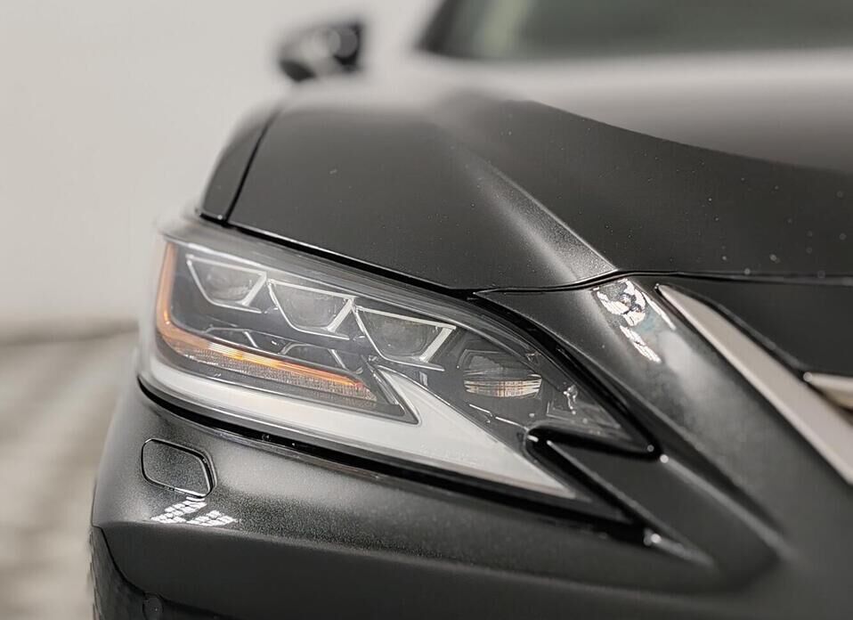 Lexus ES, VII 350 3.5 AT (249 л.с.)