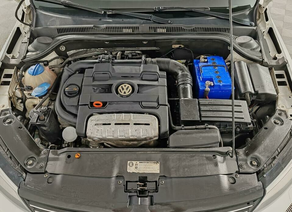 Volkswagen Jetta 1.4 AMT (150 л.с.)