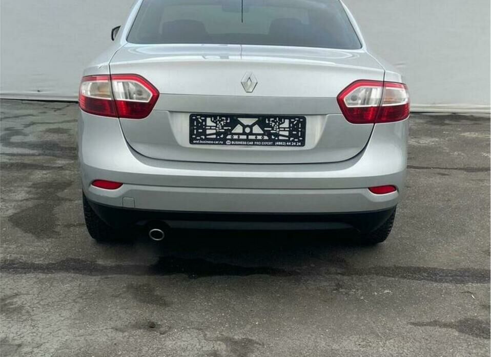 Renault Fluence 1.6 CVT (114 л.с.)