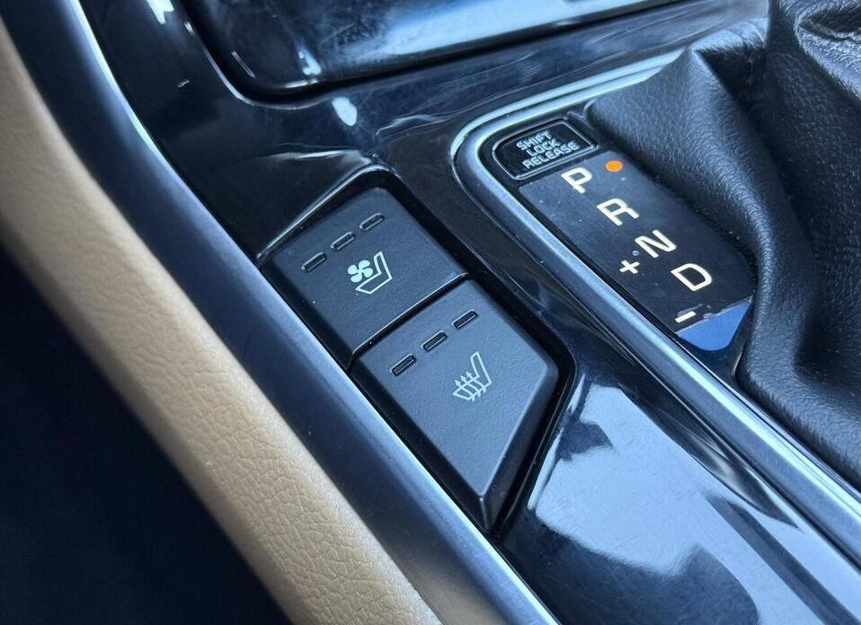 Kia Mohave, I Рестайлинг 2 3.0d AT (249 л.с.) 4WD