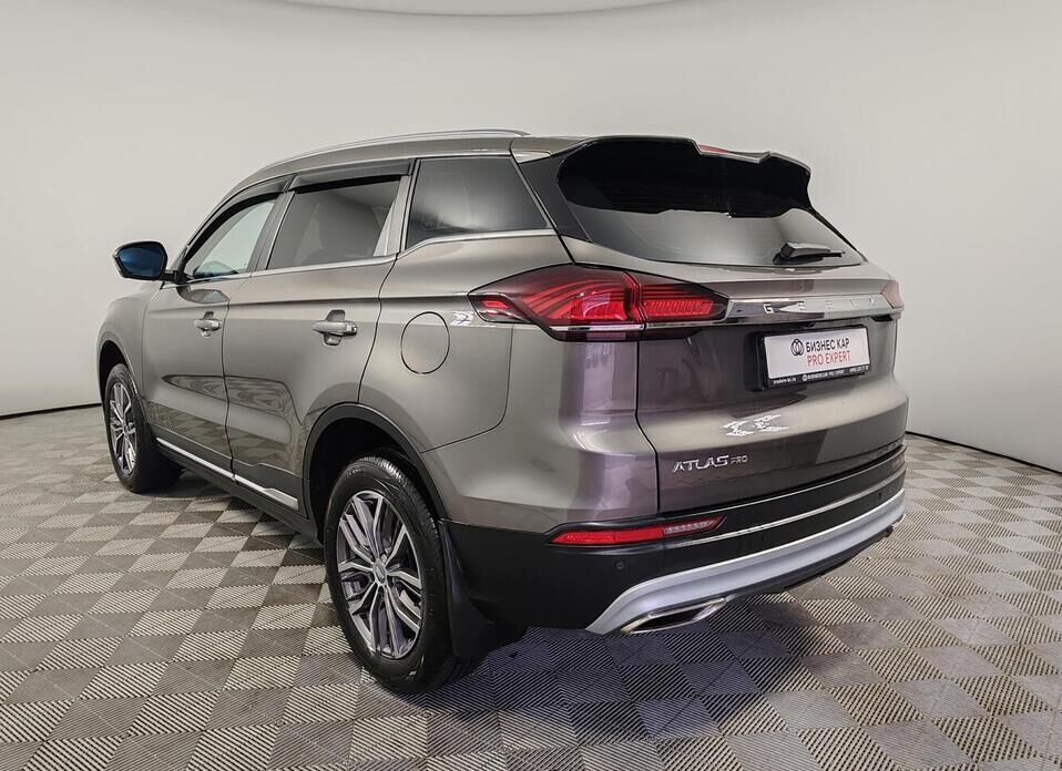 Geely Atlas Pro 1.5 AT (177 л.с.)