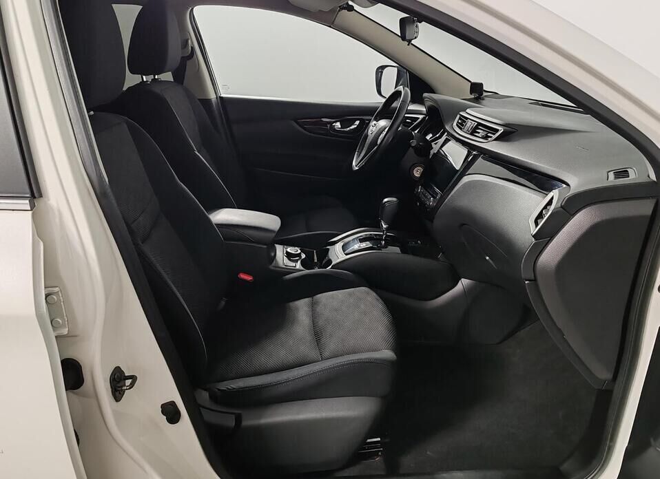 Nissan Qashqai, II 2.0 CVT (144 л.с.) 4WD