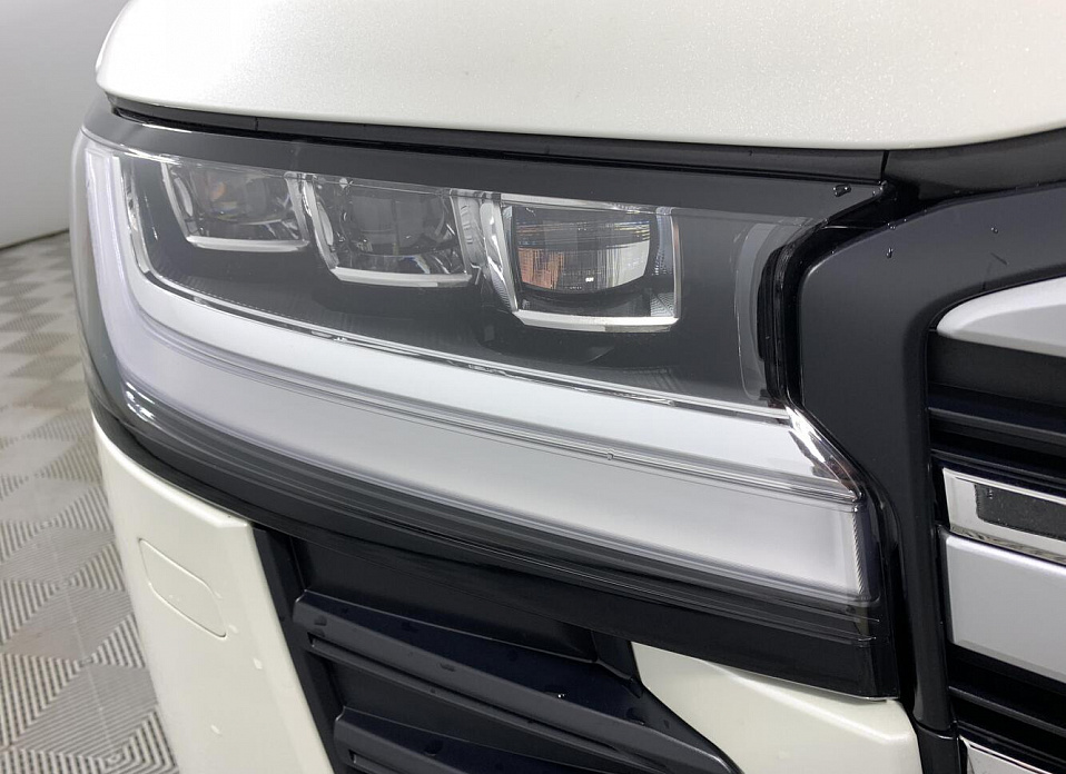 Toyota Land Cruiser, 300 Series 3.5 AT (415 л.с.) 4WD