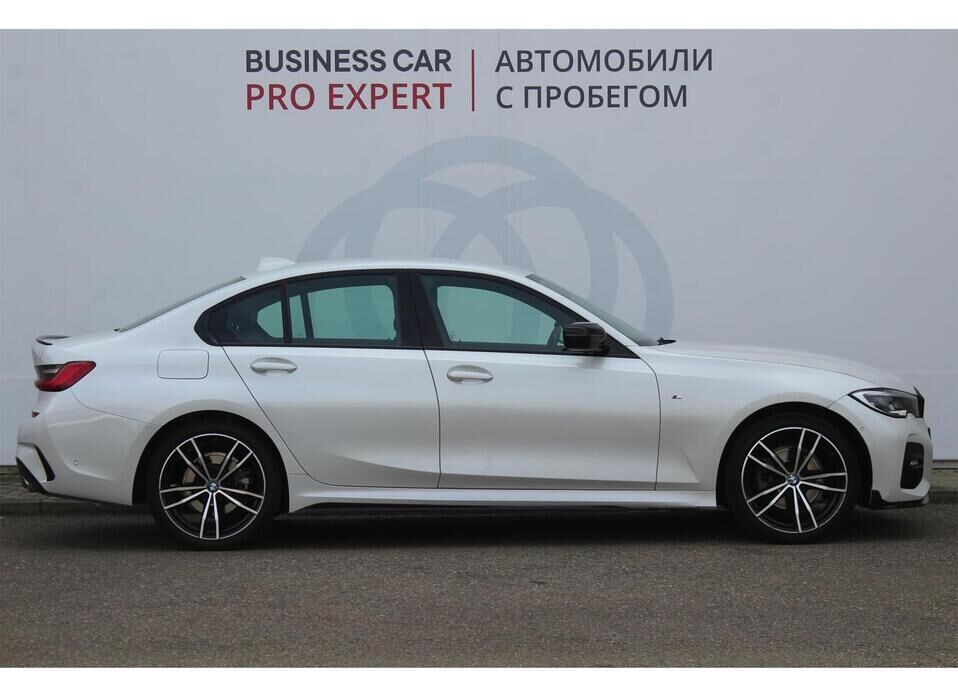 BMW 3 серии, VII (G2x) 320i xDrive 2.0 AT (184 л.с.) 4WD