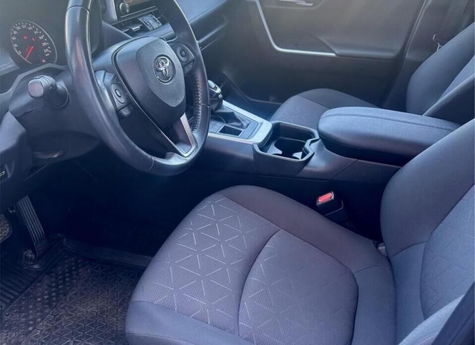 Toyota RAV4, V (XA50) 2.0 CVT (149 л.с.) 4WD