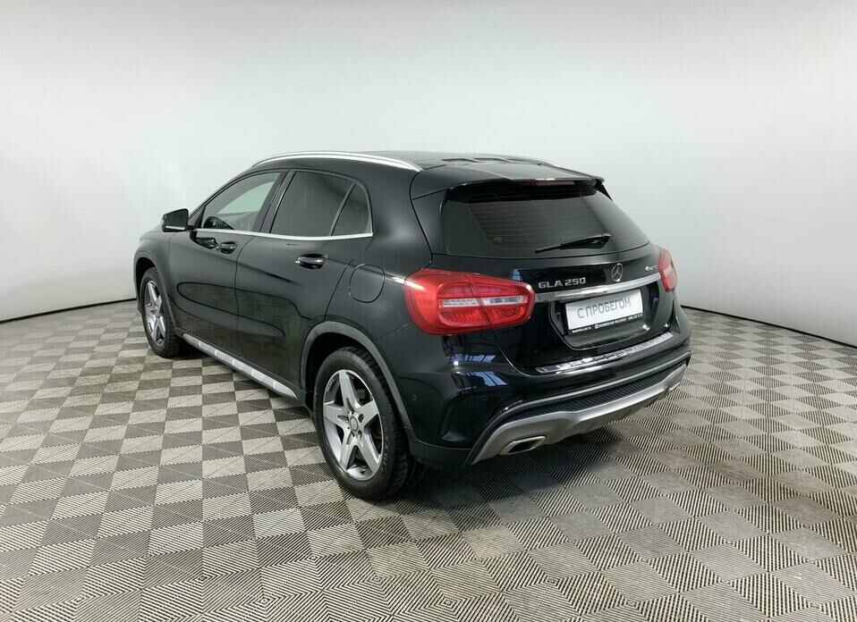 Mercedes-Benz GLA 250 2.0 AMT (211 л.с.) 4WD