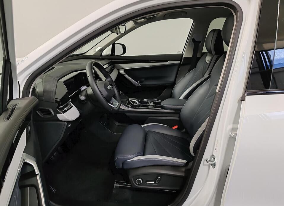 Geely Atlas, II 2.0 AMT (200 л.с.)