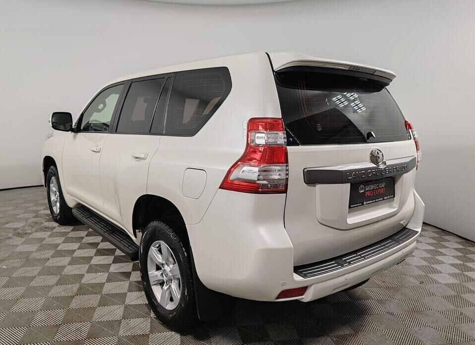 Toyota Land Cruiser Prado, 150 Series Рестайлинг 1 3.0d AT (173 л.с.) 4WD