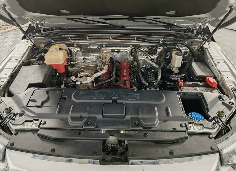 JAC T8 Pro 2.4 MT (204 л.с.) 4WD