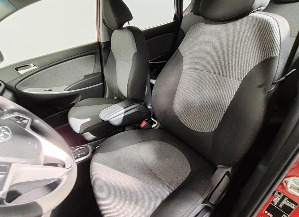 Hyundai Solaris 1.6 AT (123 л.с.)