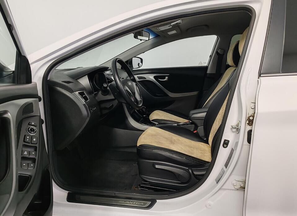 Hyundai Elantra, V (MD) Рестайлинг 1.8 AT (150 л.с.)