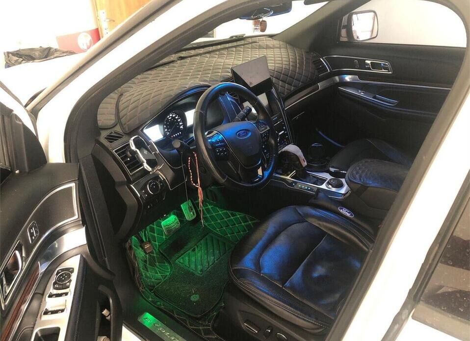 Ford Explorer, V 3.5 AT (249 л.с.) 4WD