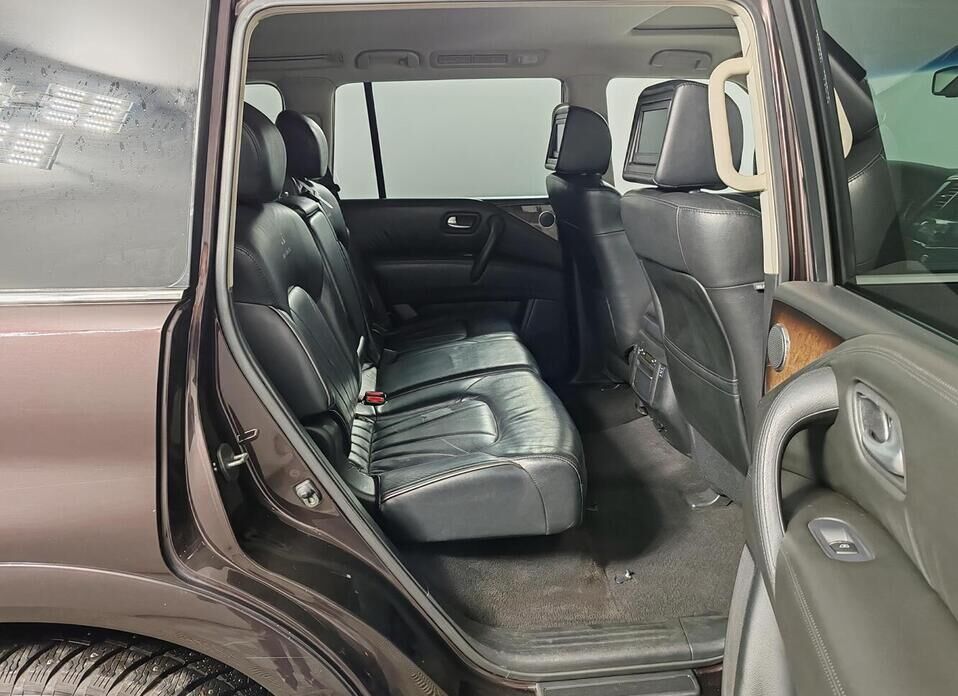 Infiniti QX80, I 5.6 AT (405 л.с.) 4WD