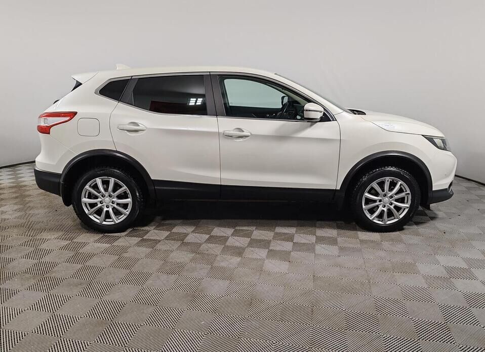 Nissan Qashqai, II 2.0 CVT (144 л.с.) 4WD