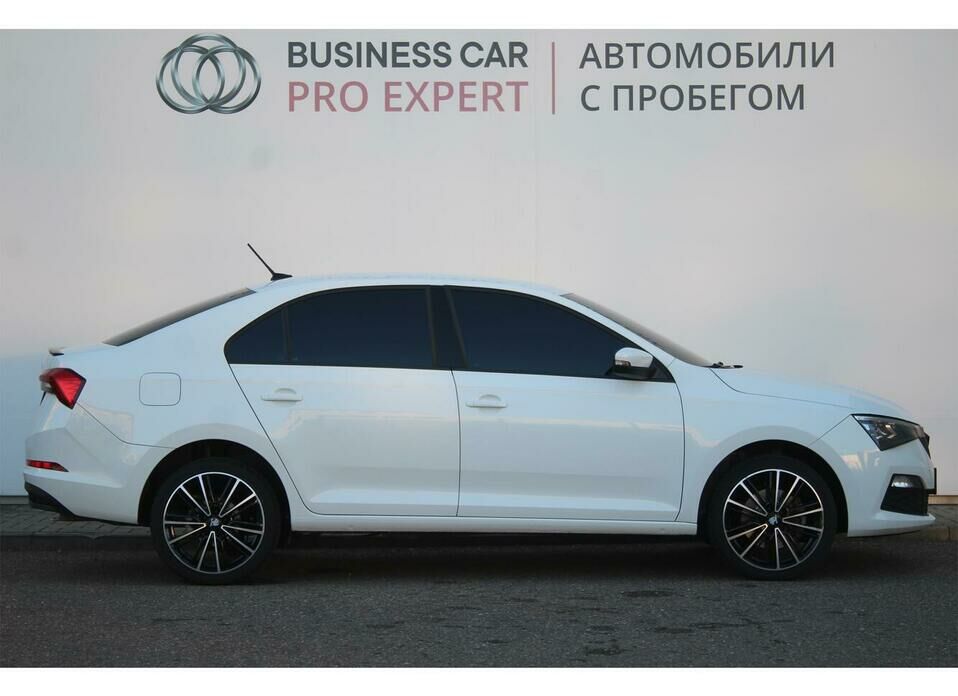 Skoda Rapid 1.6 AT (110 л.с.)