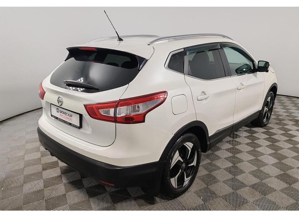 Nissan Qashqai, II 2.0 CVT (144 л.с.) 4WD
