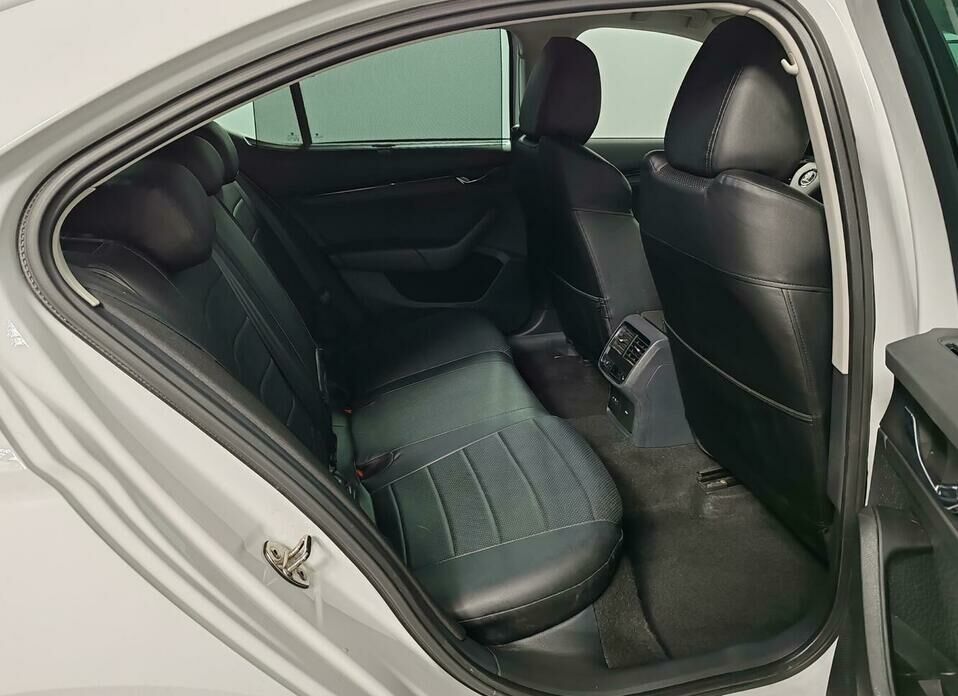 Skoda Octavia 1.4 AT (150 л.с.)