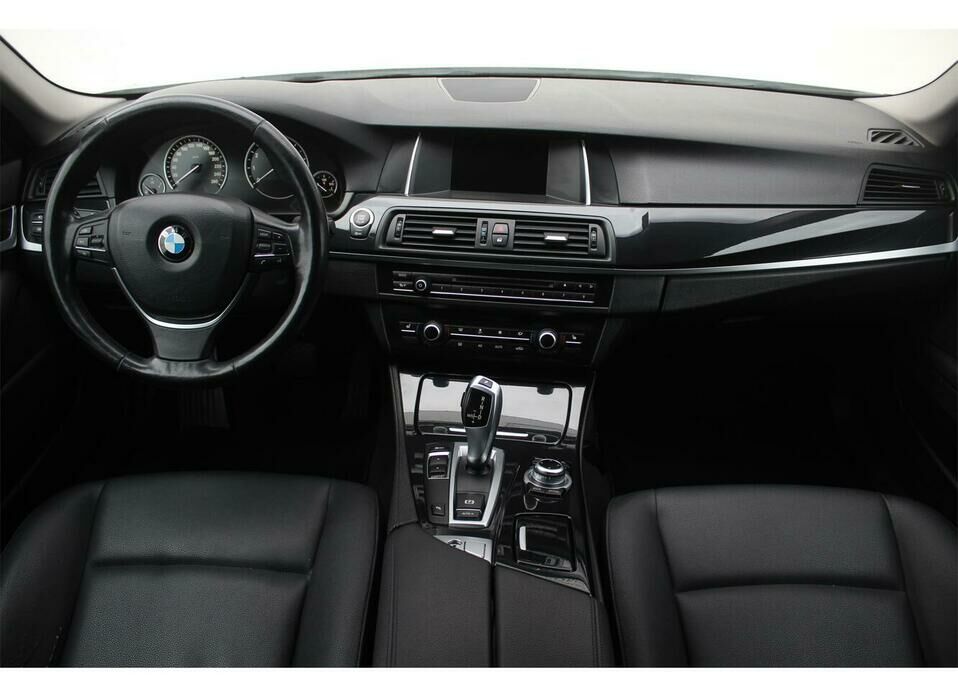 BMW 5 серии 520i 2.0 AT (184 л.с.)