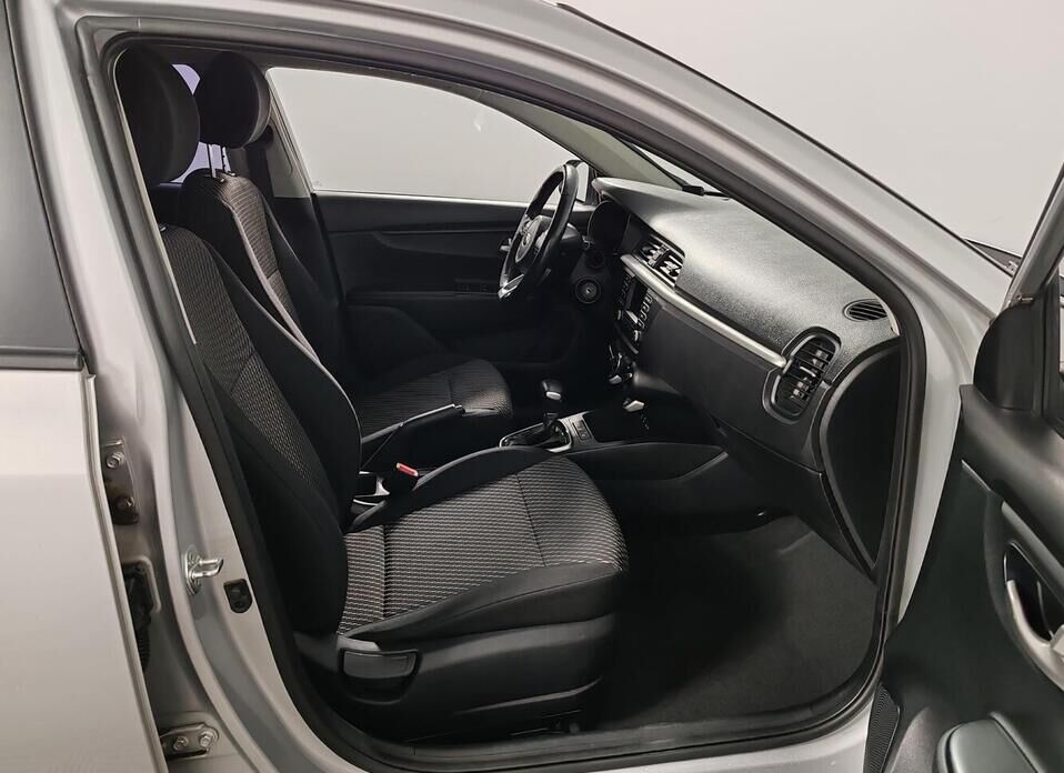 Kia Rio, IV X-Line 1.6 AT (123 л.с.)