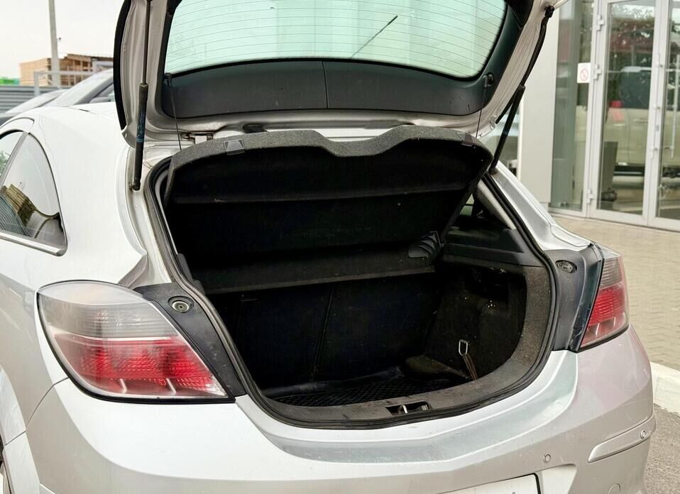 Opel Astra, H Рестайлинг GTC 1.8 AT (140 л.с.)