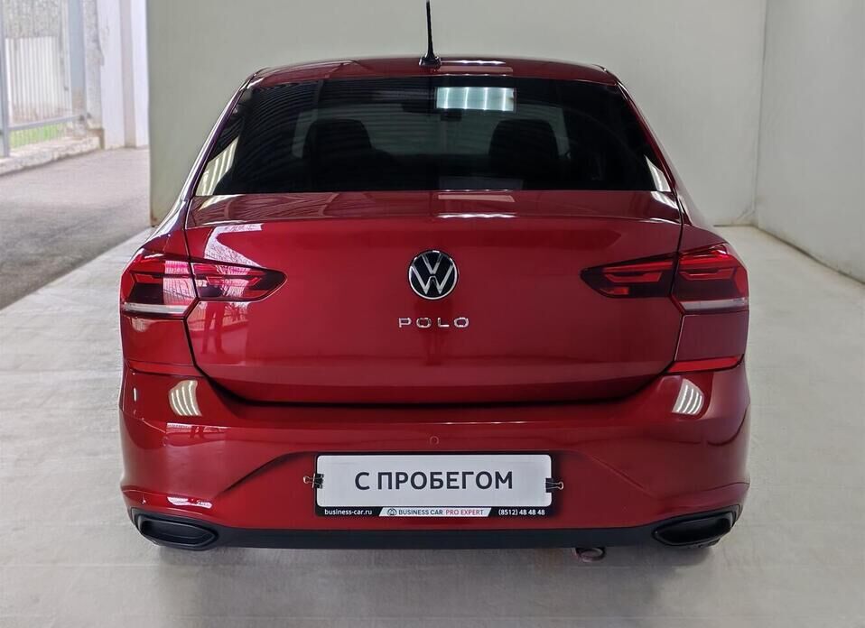 Volkswagen Polo, VI 1.6 AT (110 л.с.)
