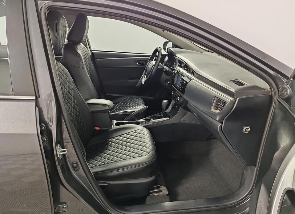 Toyota Corolla 1.6 CVT (122 л.с.)