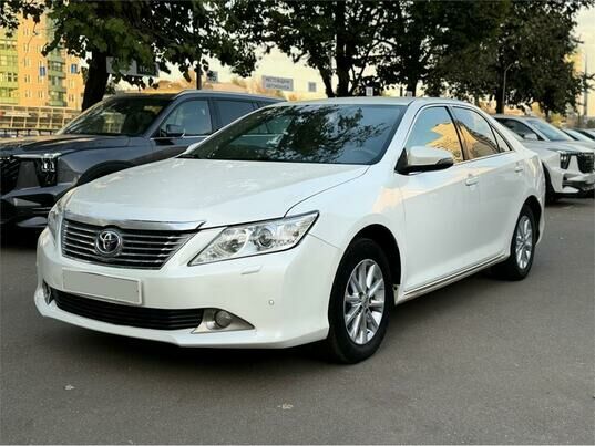 Toyota Camry, 2014 г., 335 576 км